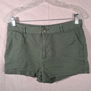 Forever 21 Preowned Women's Olive Green Button Shorts Size US 29
